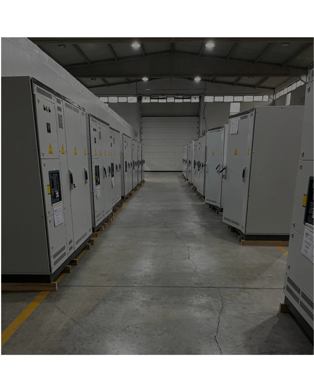 Low-Voltage Distribution Panels — Akış Sistem Elektrik