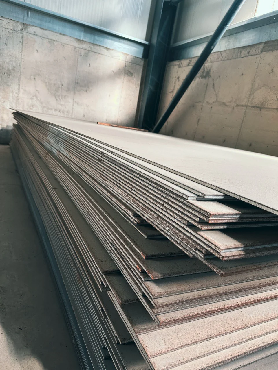 Hot and cold steel plate — KMC Kayseri Metal Center San. ve Tic. A.Ş.