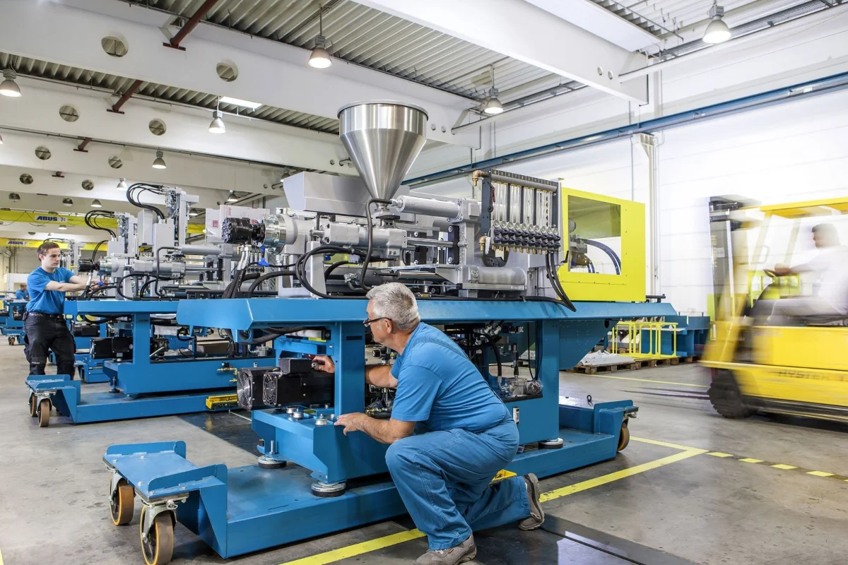 Plastic Injection Machine — Polmak Plastik Kimya Makina