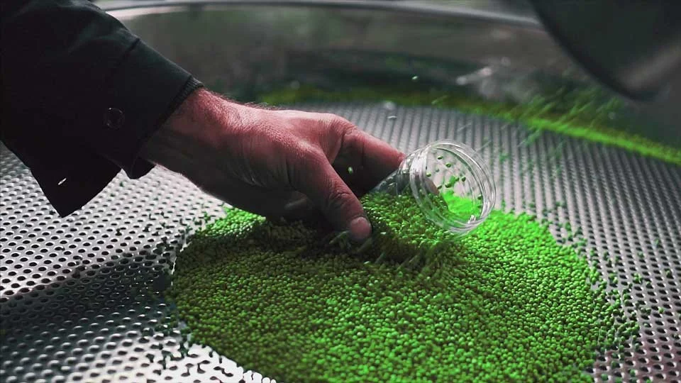 Masterbatch Production — Sisan Plastik