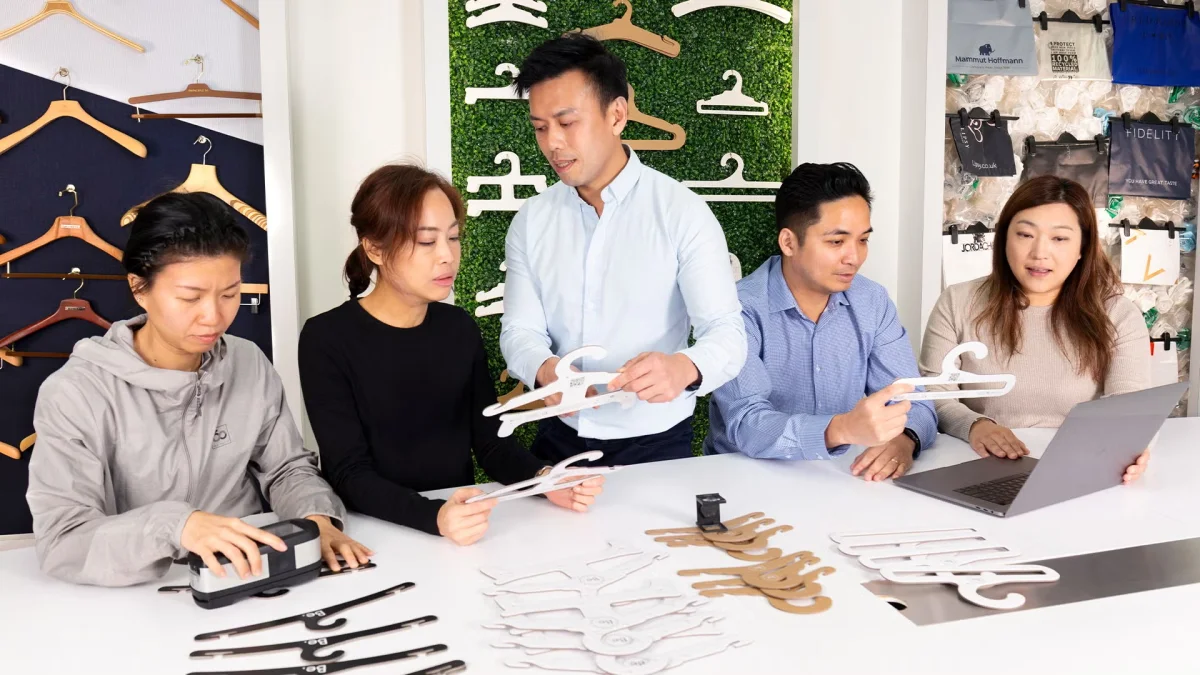 Wooden / Sartoriale Hangers — Mainetti Askı Türkiye