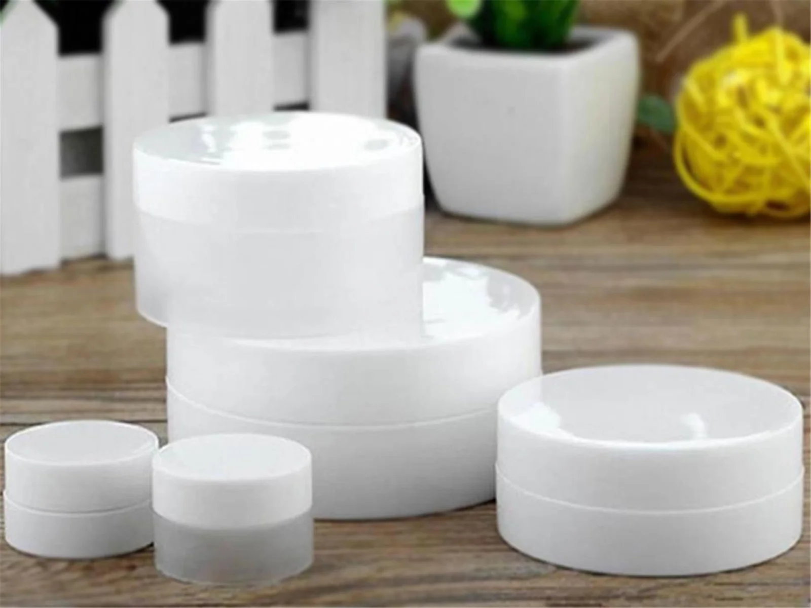 Yeni Akan Plastik