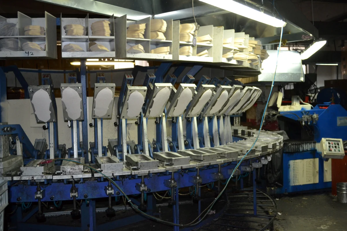 PVC/PU Enjeksiyon İmalatı — Tiger Shoes Ayakkabı İthalat İhracat Sanayi Ticaret Ltd. Şti.
