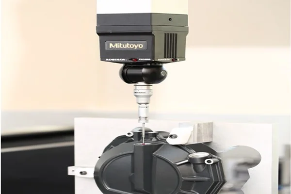 Quality control (CMM, 2D, roughness, profile projector) — Omega Kalıpçılık