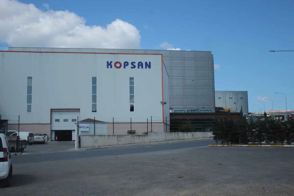 İhracat sevkiyatı ve dağıtım — Kop-san Plastik