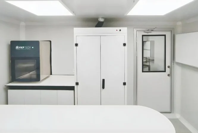 Cleanroom Doors — YKP Tech