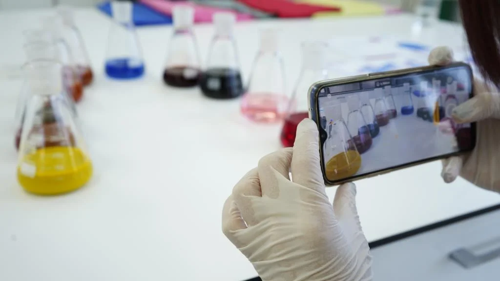 R&D laboratory — Safir Kimyasallar San. ve Tic. A.Ş.
