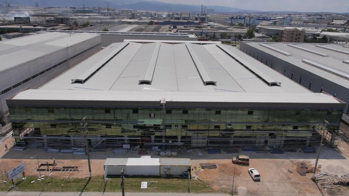 PUR–PIR Sandwich Panels — Trapez Trifon