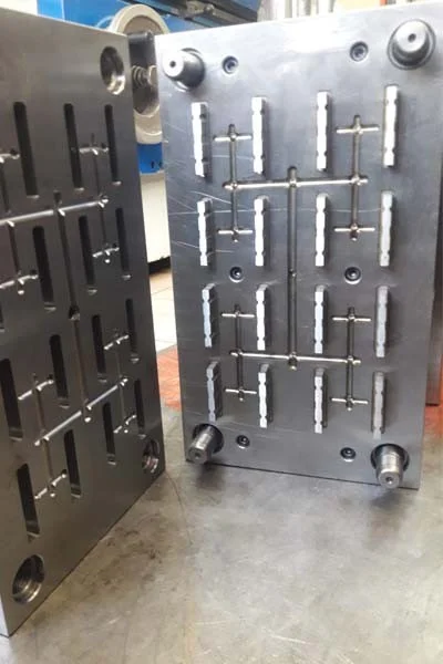 Plastic Injection Mold — MNT Kalıp