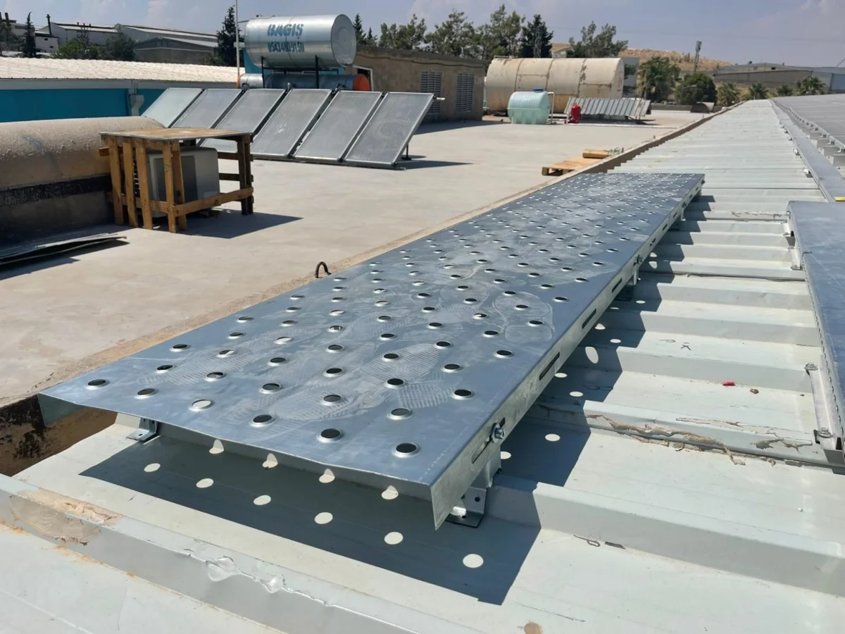 Roof Walkway — İvosis