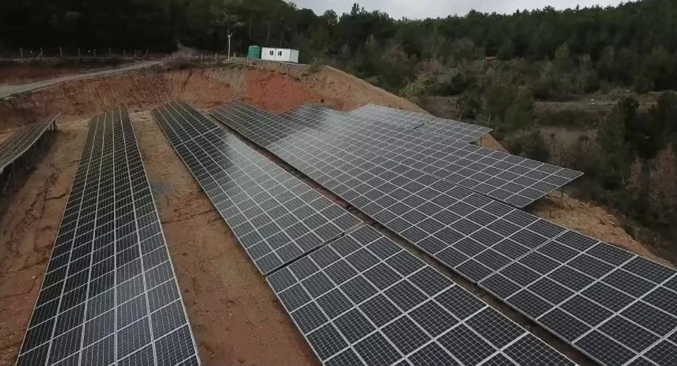 Ground-Mounted PV Mounting Systems — Stark Mounting