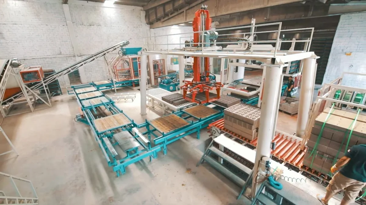 Turnkey Plant Installation and Assembly — Ak-em Makine Sanayi Ticaret Limited Şirketi