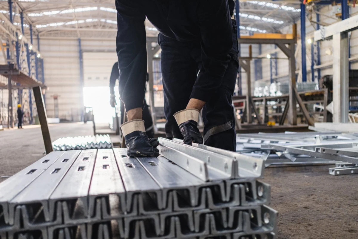Hot-Dip Galvanizing — Avrasya Galvaniz Metal