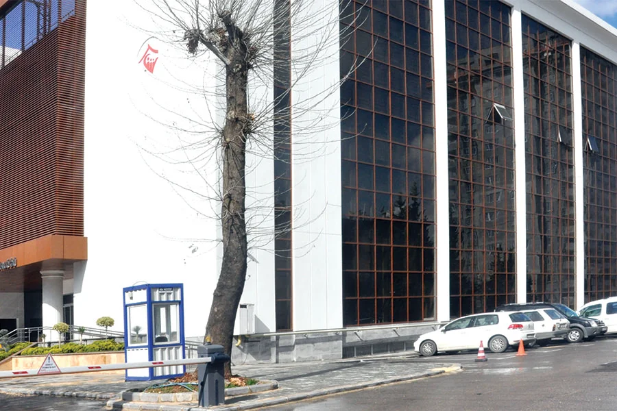 Yatay ve Dikey Kapaklı Giydirme Cephe Sistemleri — Al-san Alüminyum İmalat San. ve Tic. Ltd. Şti.