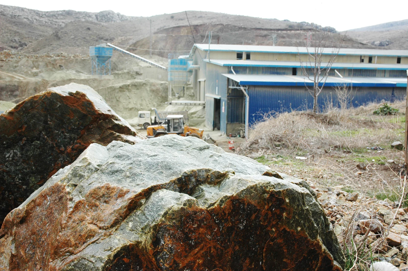 Ore-met Olivin Kumları