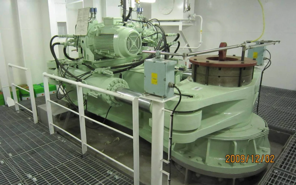Dümen Makinesi — Mariner Ship's Equipment