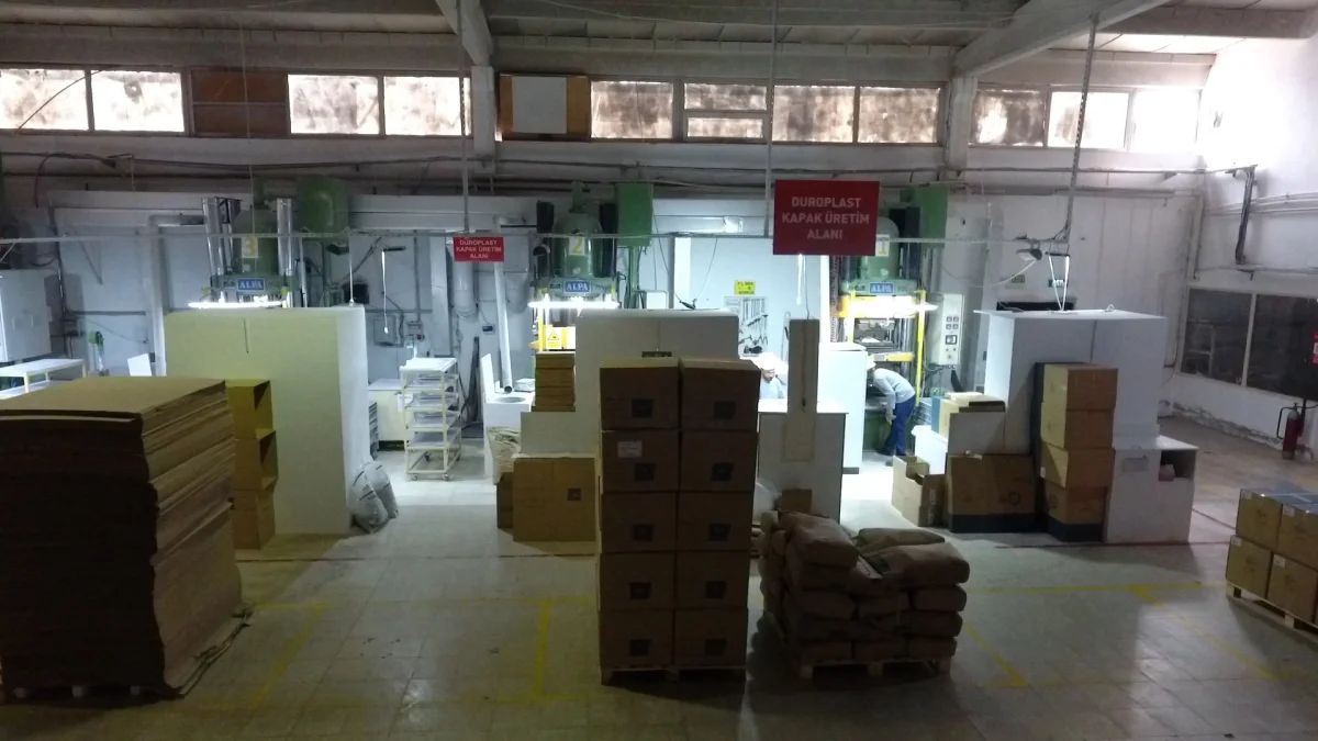 Custom Injection Molding — İsvea Veltz Teknolojik ve Elektronik Yapı Malzemeleri Sanayi A.Ş.