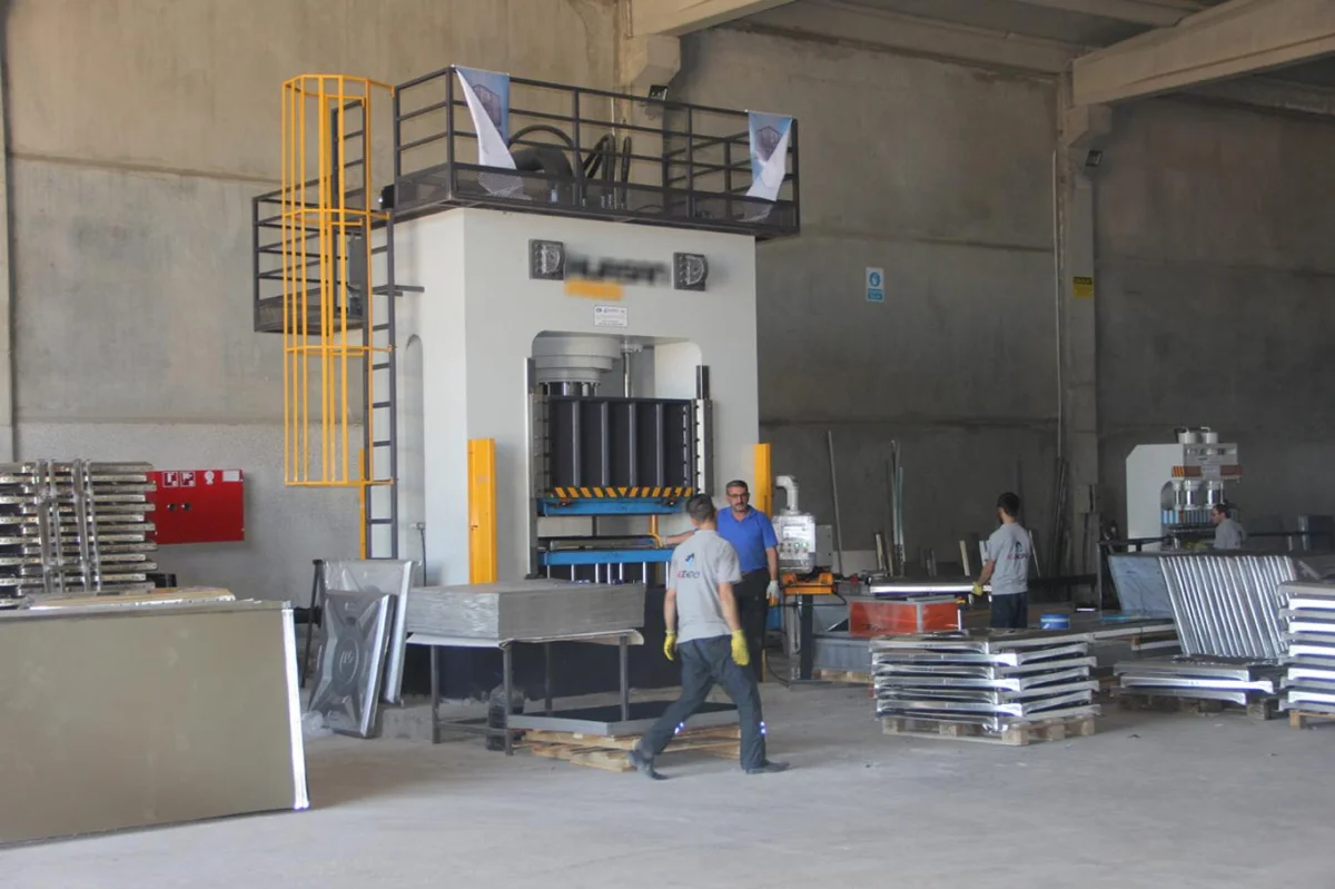 Water Tank Installation — Elaltıntaş Elektrik İnşaat San. ve Tic. Ltd. Şti.